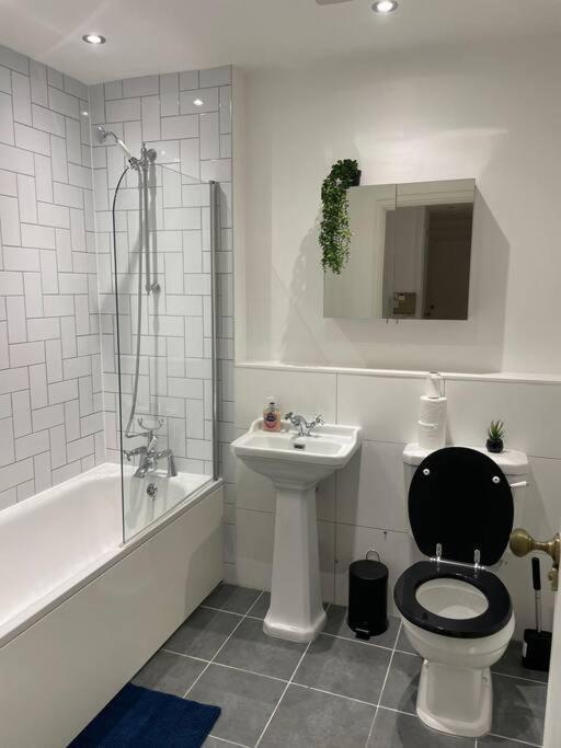 Spacious Flat For 6 City Center Gs305 เชฟฟิลด์ ภายนอก รูปภาพ