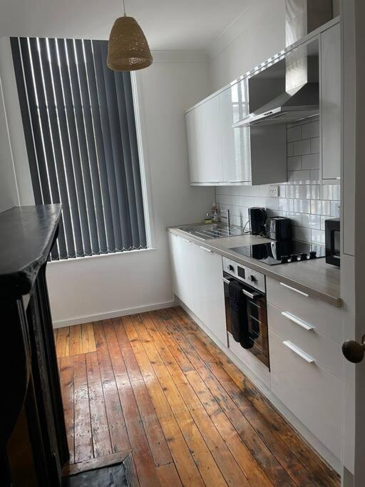 Spacious Flat For 6 City Center Gs305 เชฟฟิลด์ ภายนอก รูปภาพ